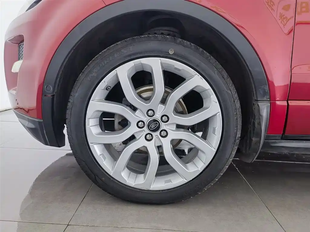 Land Rover Range Rover Evoque (Import) 2013 2.0T 5-door Dynamic Edition фото 17