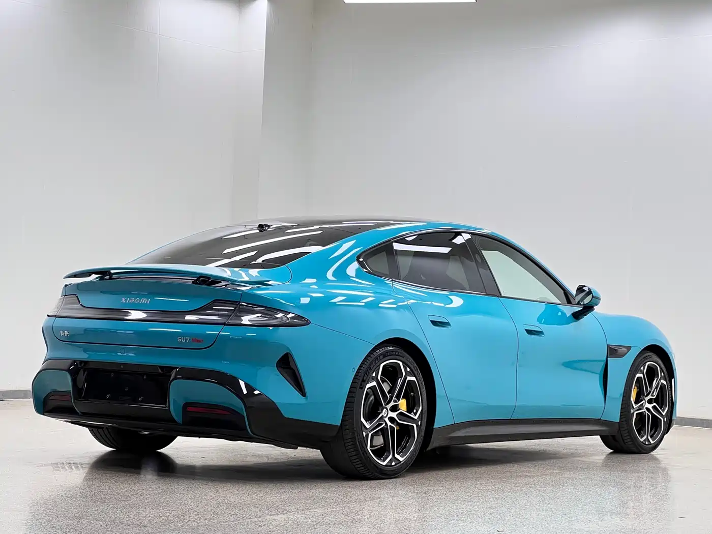 XIAOMI CAR XIAOMI SU7