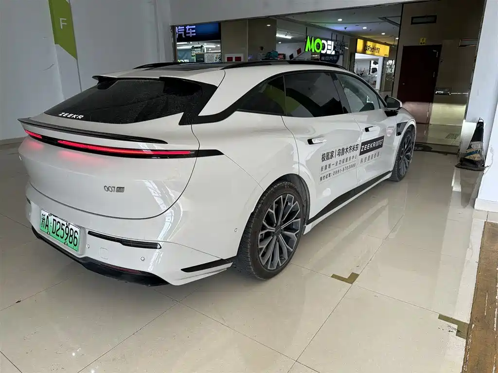 ZEEKR EXTREME KRYPTON 007GT