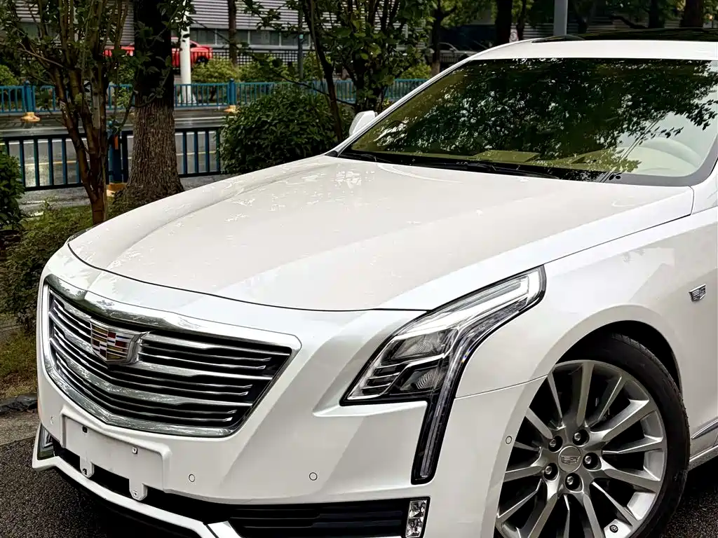 Photo 2 - Cadillac CT6