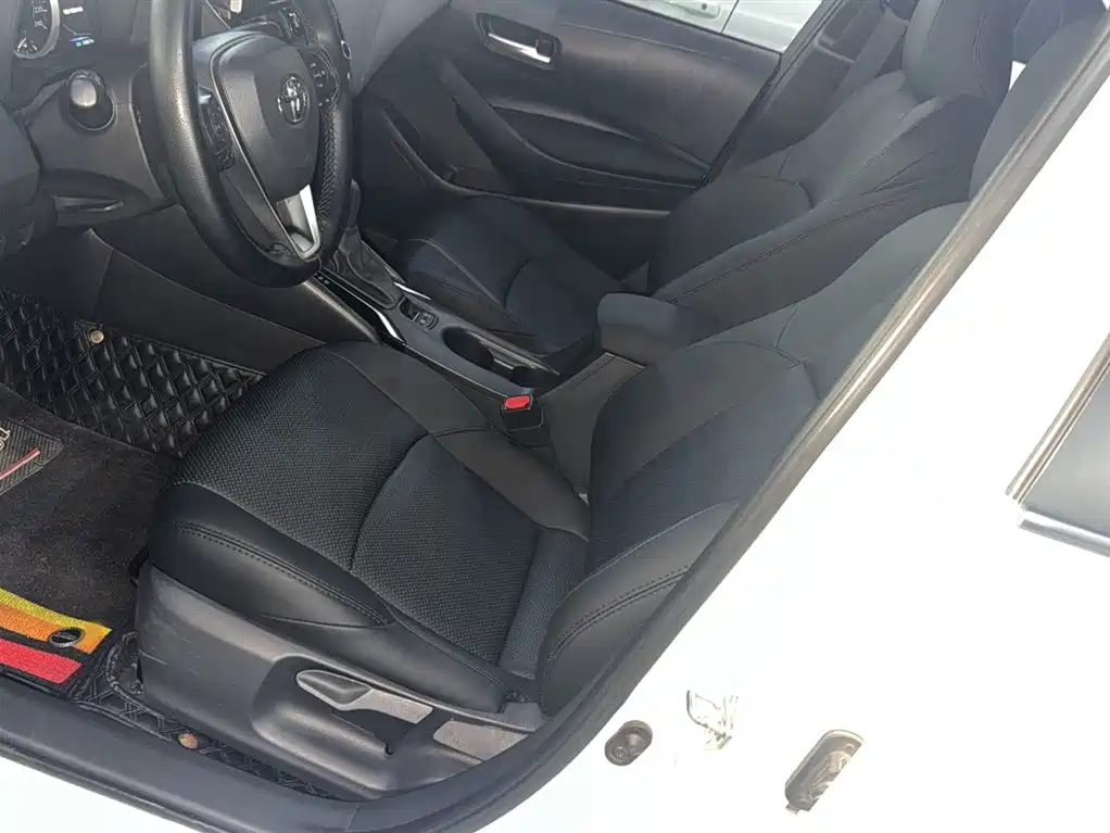 Toyota Levin 2021 185T CVT Luxury Edition фото 11
