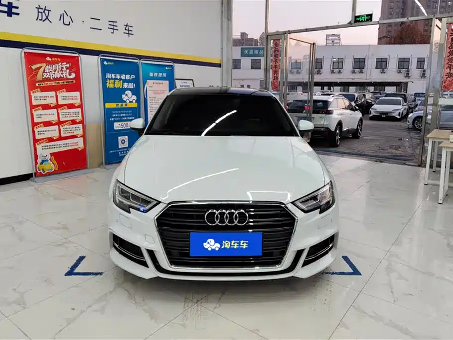 Audi A3 2019 Limousine 35 TFSI Sport China V фото 2