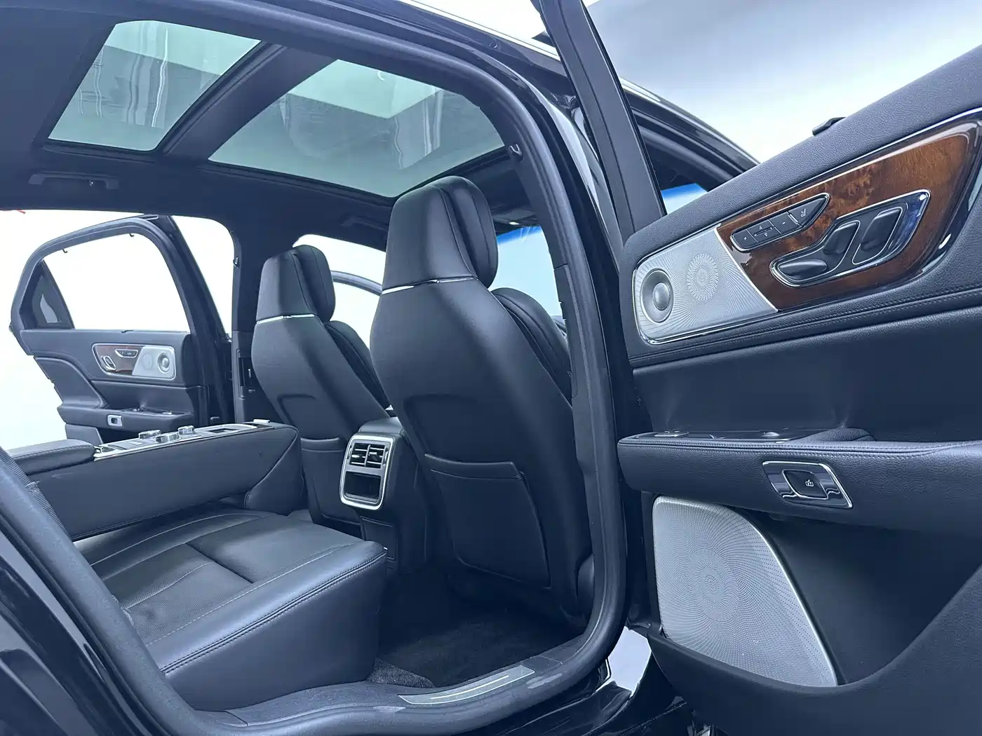 Lincoln Continental 2018 2017 3.0T AWD Prestige Edition