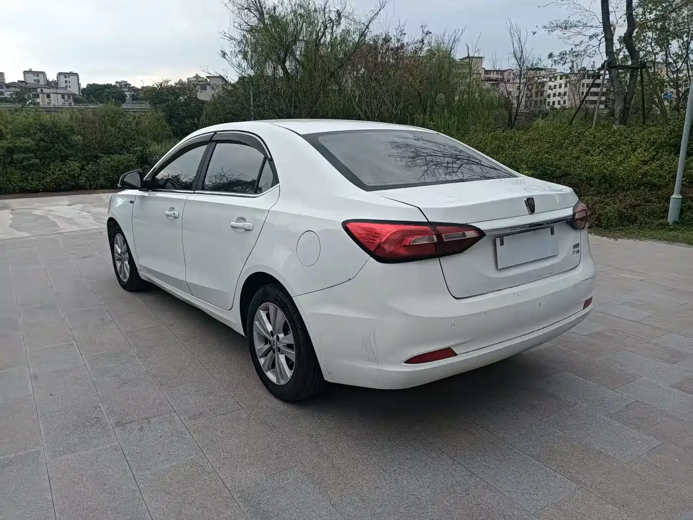 2018 Roewe 360