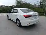 Фото 5 - Roewe 360