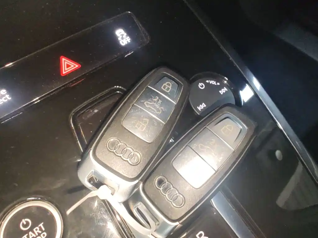 Photo 9 - Audi Q4 e-tron