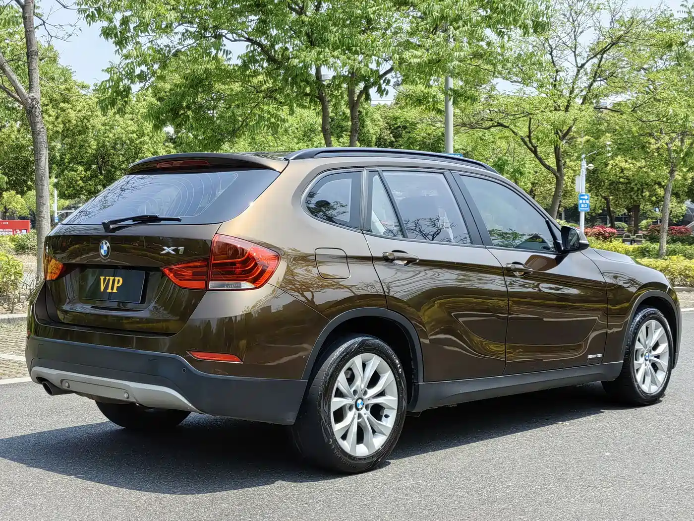 BMW X1 2013 sDrive18i Fashion фото 5