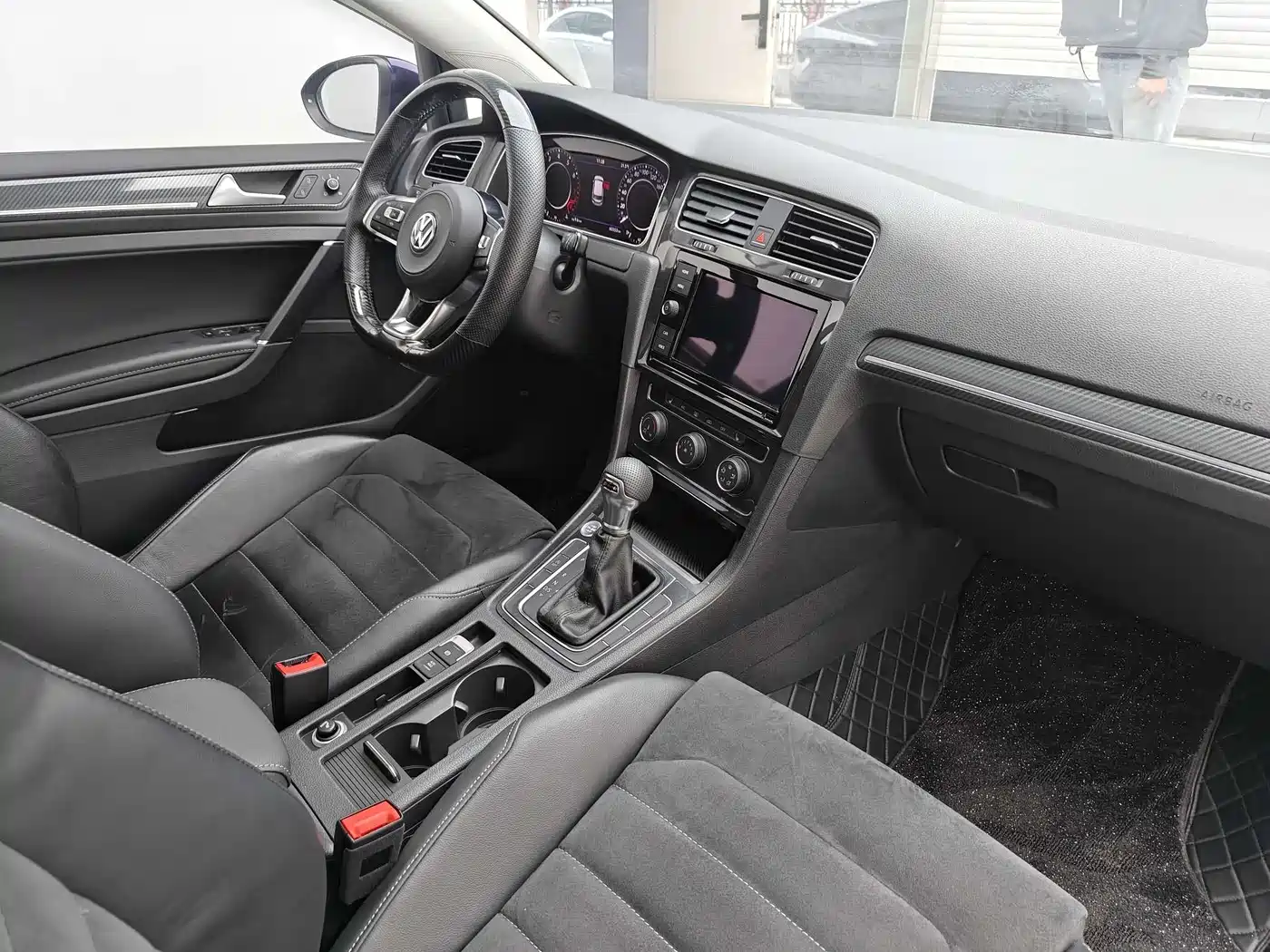 Volkswagen Golf 2019 280TSI DSG Luxury China VI фото 13