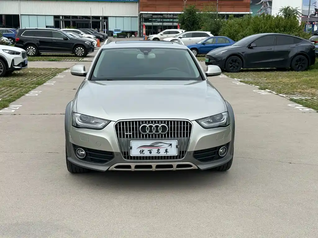 Audi A4 (Import) 2016 2014 40 TFSI allroad quattro plus