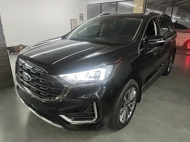 Ford Edge 2022