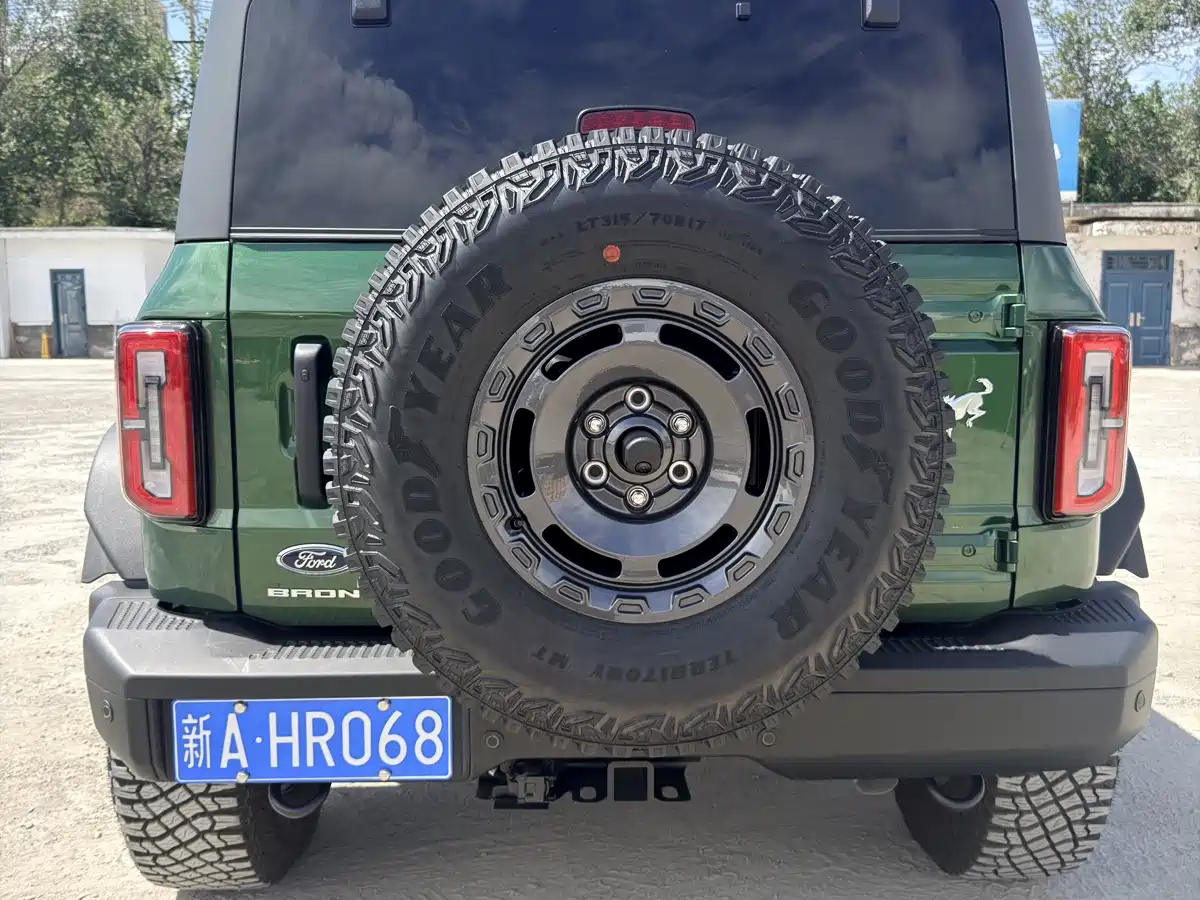 Ford Bronco 2025 2024 2.3T Everglades