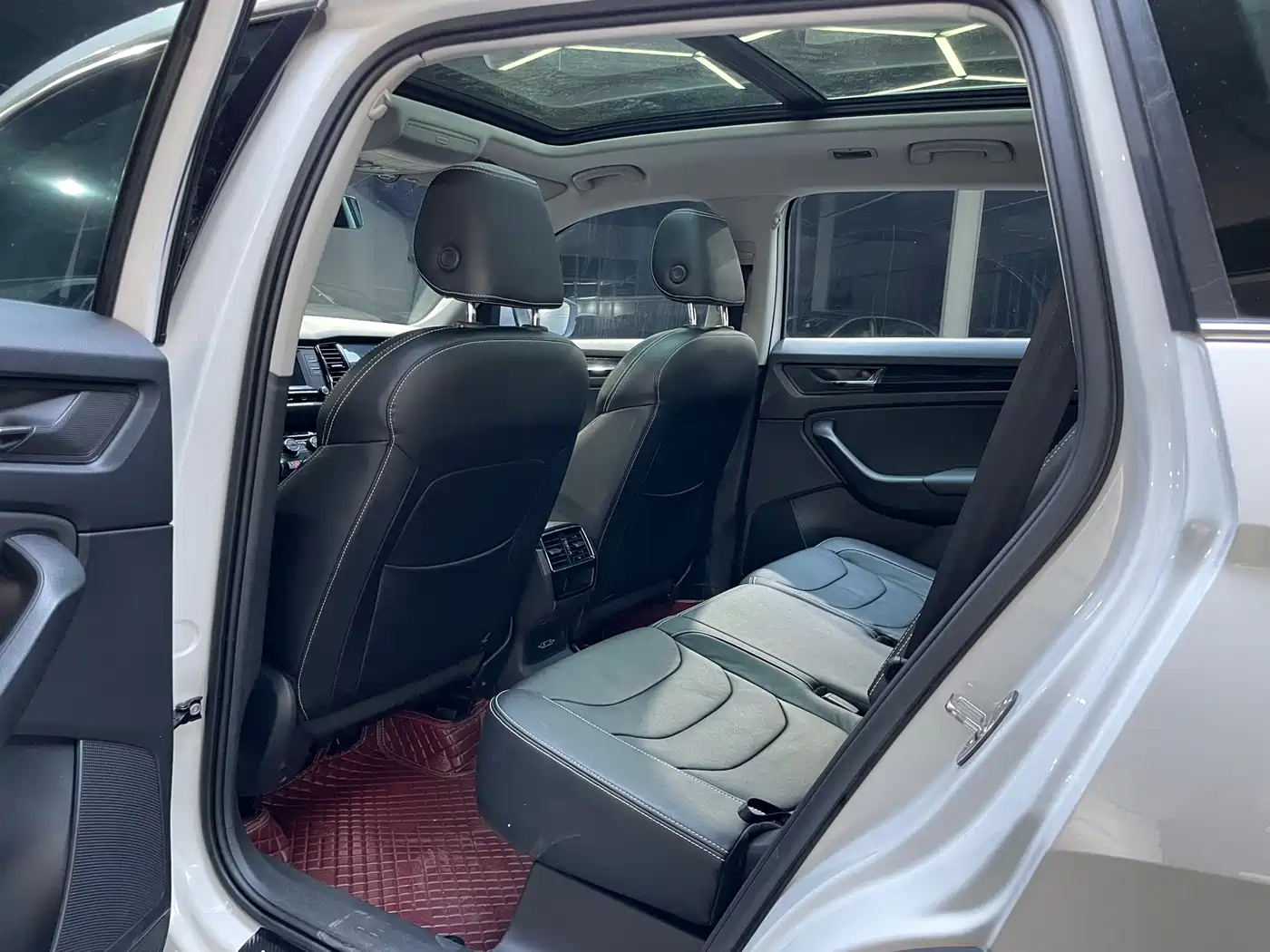 Škoda Kodiaq 2017 TSI330 7-seater 2WD Luxury Edition фото 9