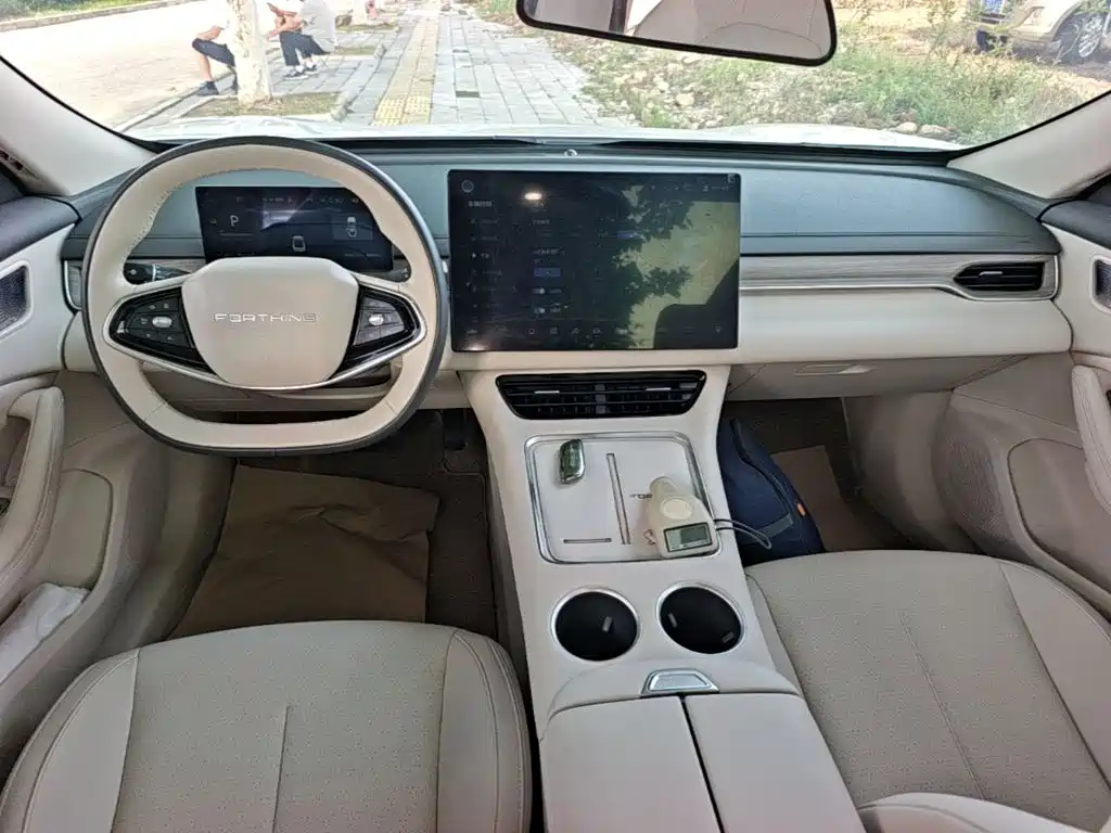 Dongfeng Fengxing Stellar S7 2024 2024 555 Joy Edition