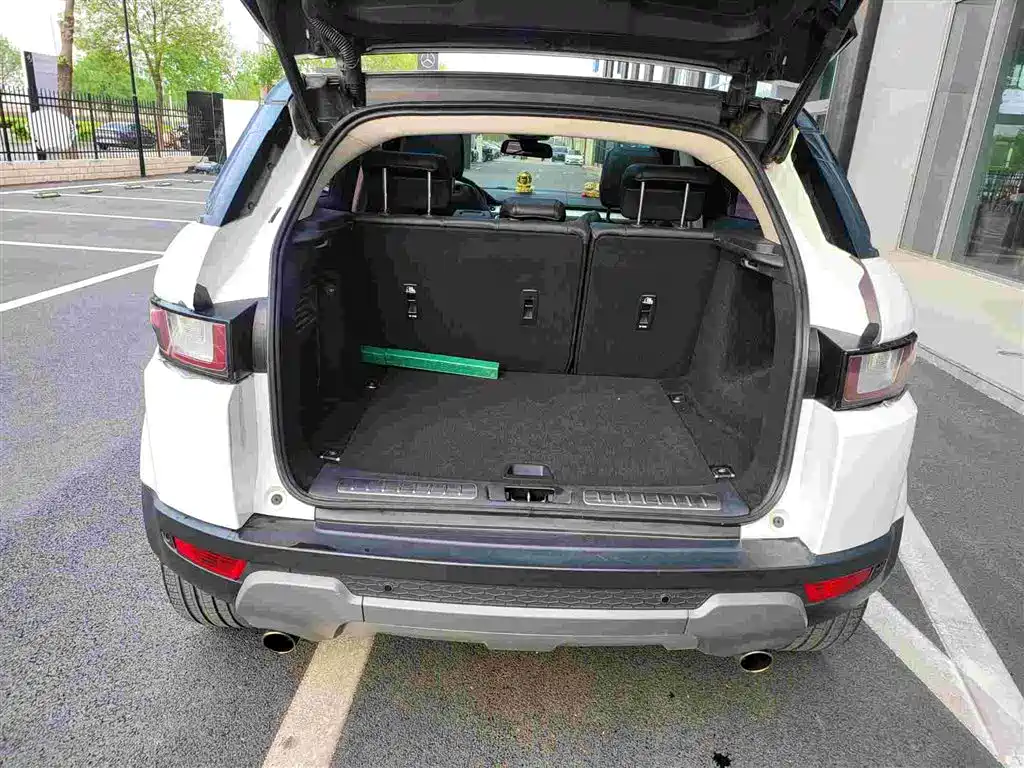 Land Rover Range Rover Evoque 2016 2.0T SE ZhiYao фото 17