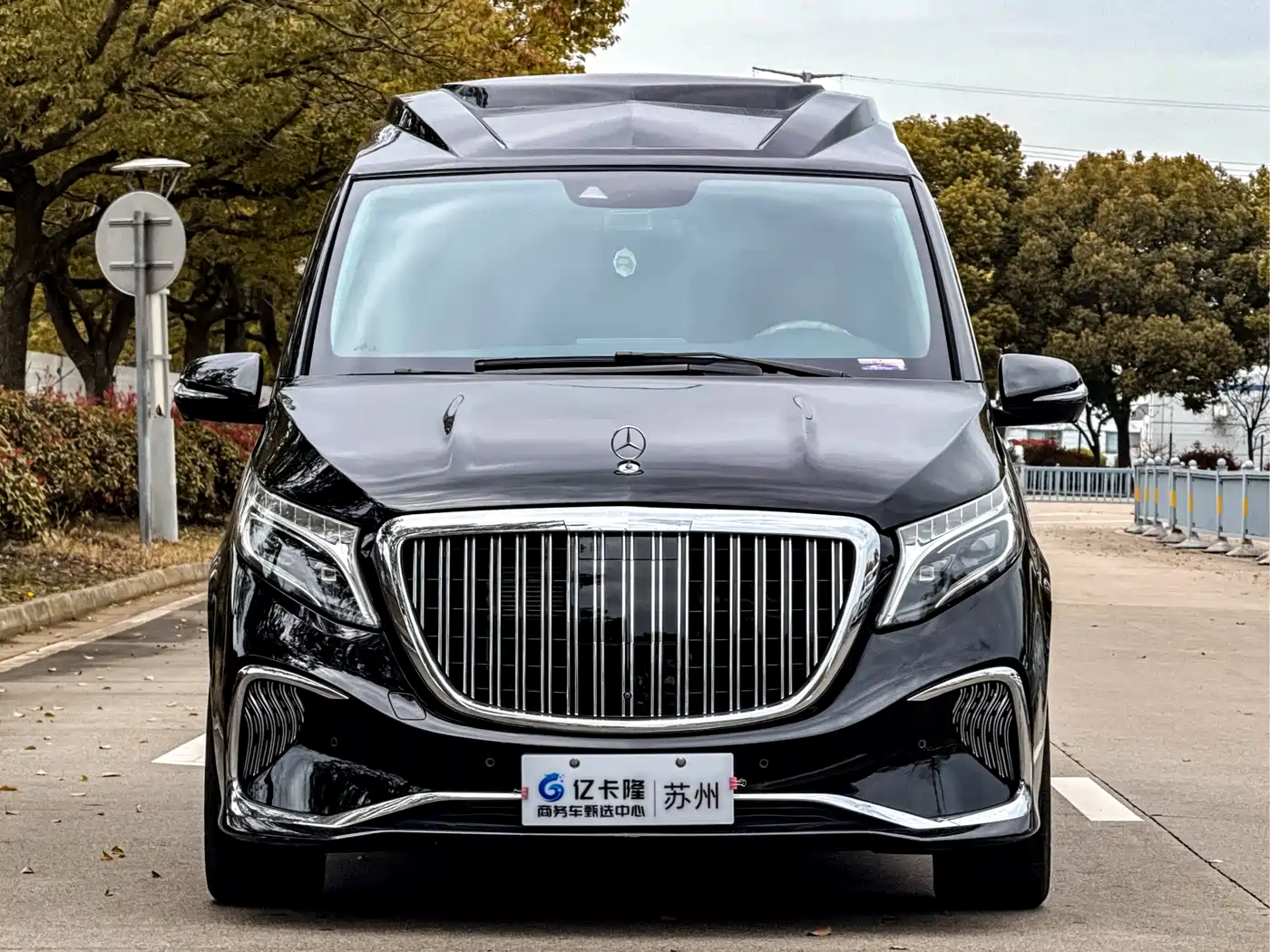 MERCEDES-BENZ V CLASS