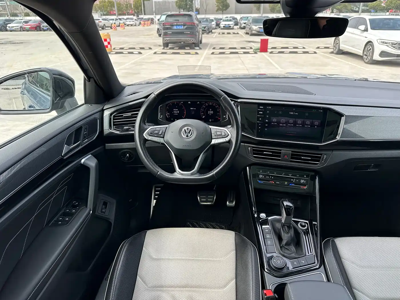 Volkswagen Tayron X 2020 380TSI 4WD Premium Smart Connect фото 13