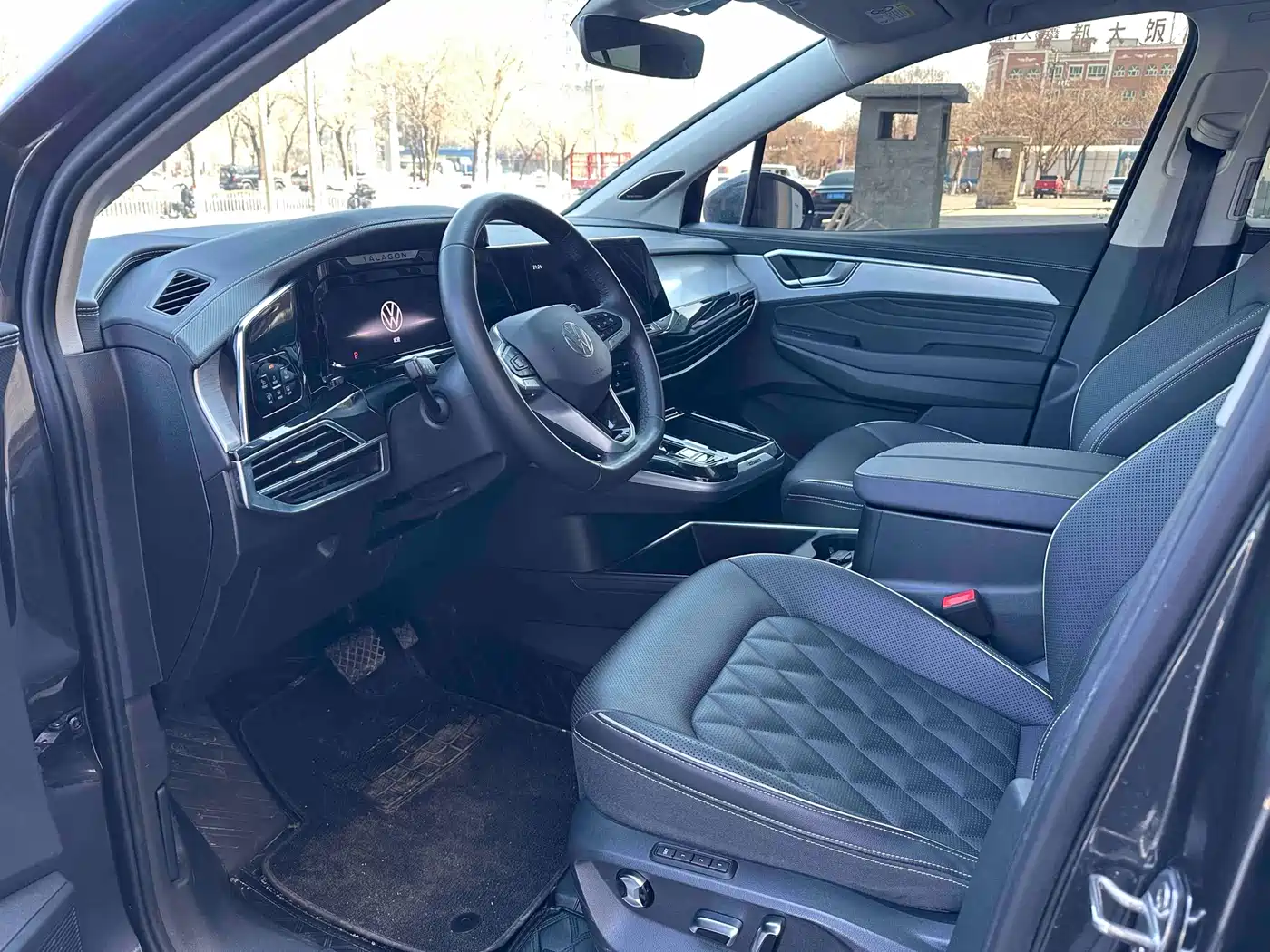 Volkswagen Talagon 2023 Facelift 530TSI 4WD Flagship Victory Pro Edition 6-Seater фото 4
