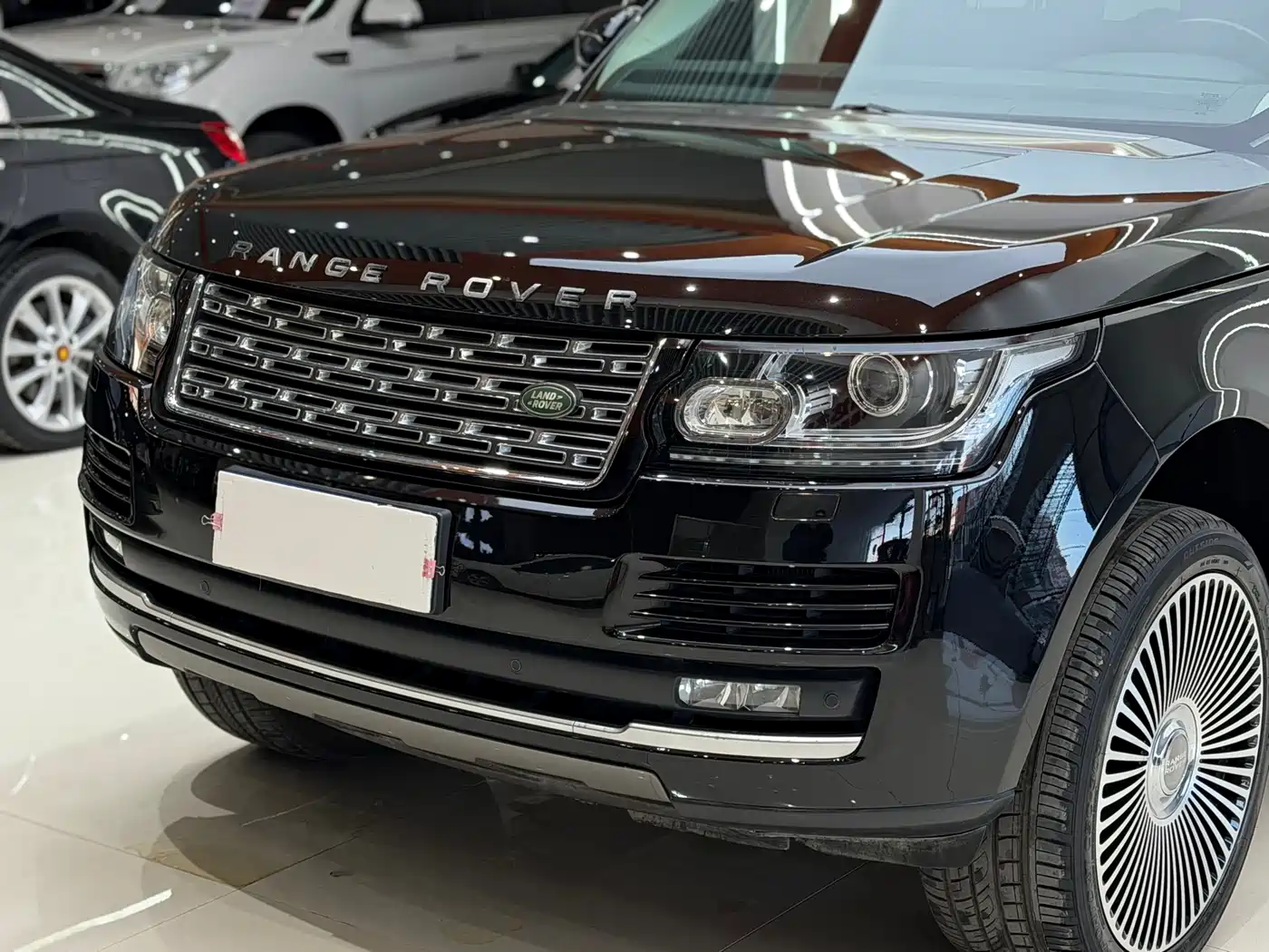 Land Rover Range Rover 2016 3.0 SC V6 Vogue LWB фото 4