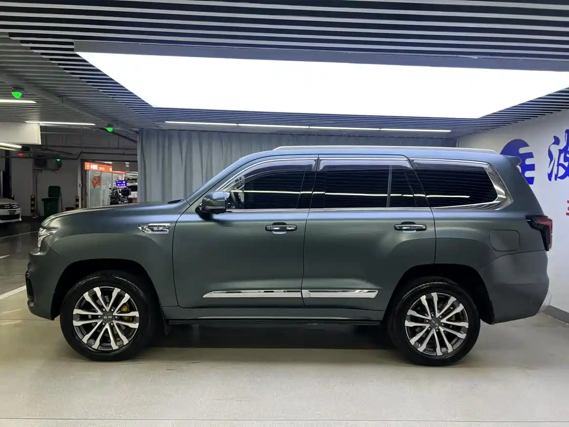 BAIC ORV Beijing Off-Road BJ60 2022 Model 2.0T 11th Edition 5-Seater фото 4