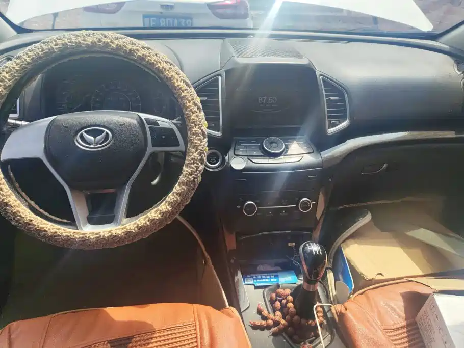 BAIC Huansu S6 2016 2016 1.5T Manual Leading Style