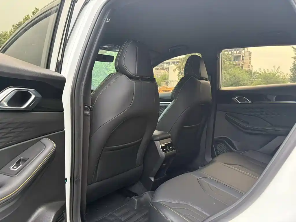 Geely Binyue 2026 2025 BinYue L 1.5TD DCT Beyond Edition