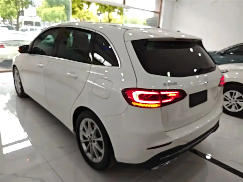Mercedes-Benz B-Class 2020 B 200 Fashion Edition фото 5