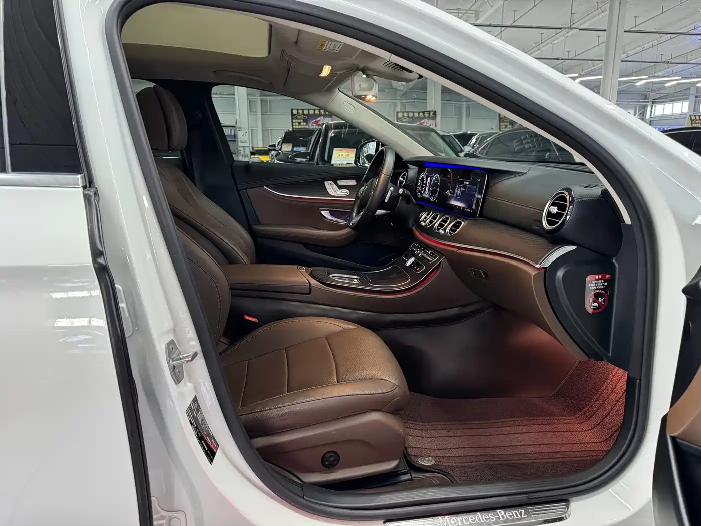 Mercedes-Benz E-Class 2019 Facelift E 300 L Sport Fashion фото 17
