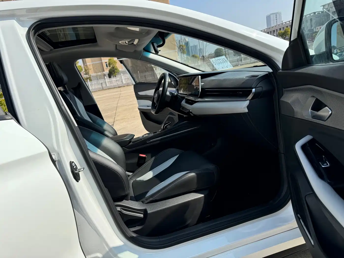 GEELY AUTOMOBILE BINRUI