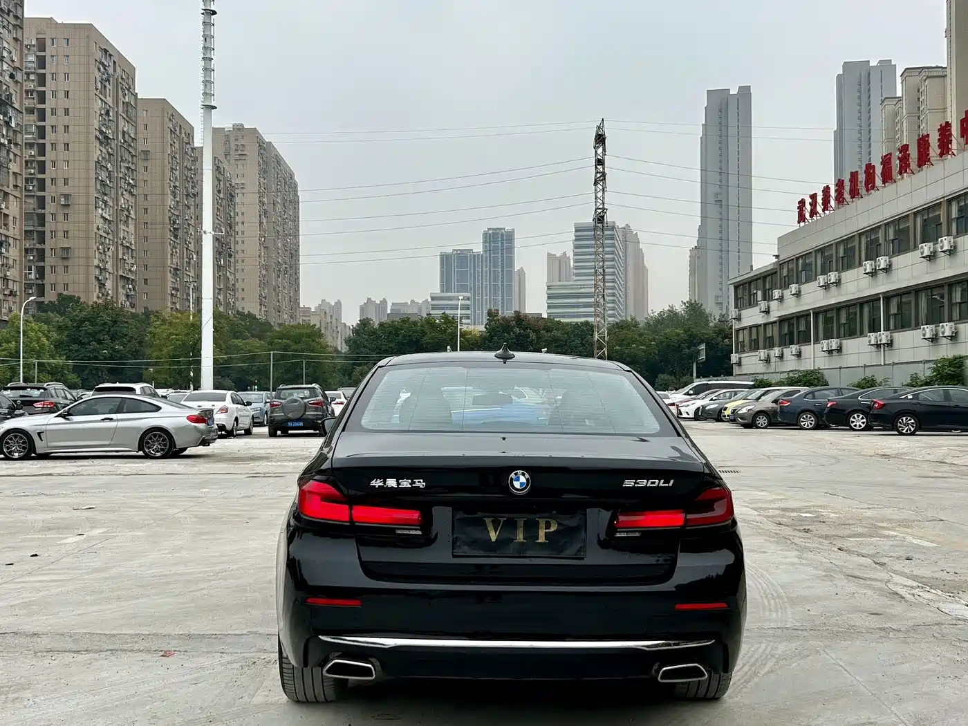 BMW 5 Series 2023 530Li Leading Luxury Package фото 8