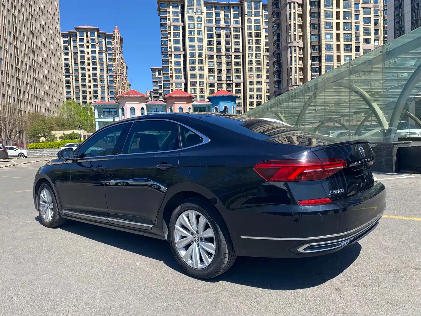 Volkswagen Passat 2019 330TSI Elite Version China VI фото 4