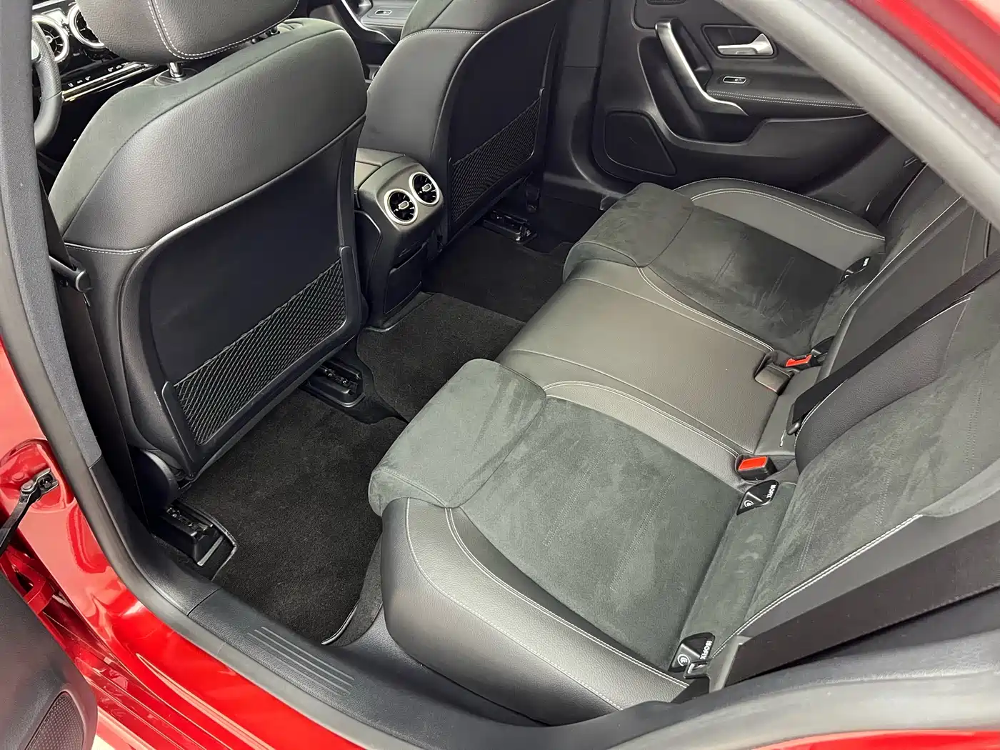 Mercedes-Benz A-Class 2019 A 200 L фото 10