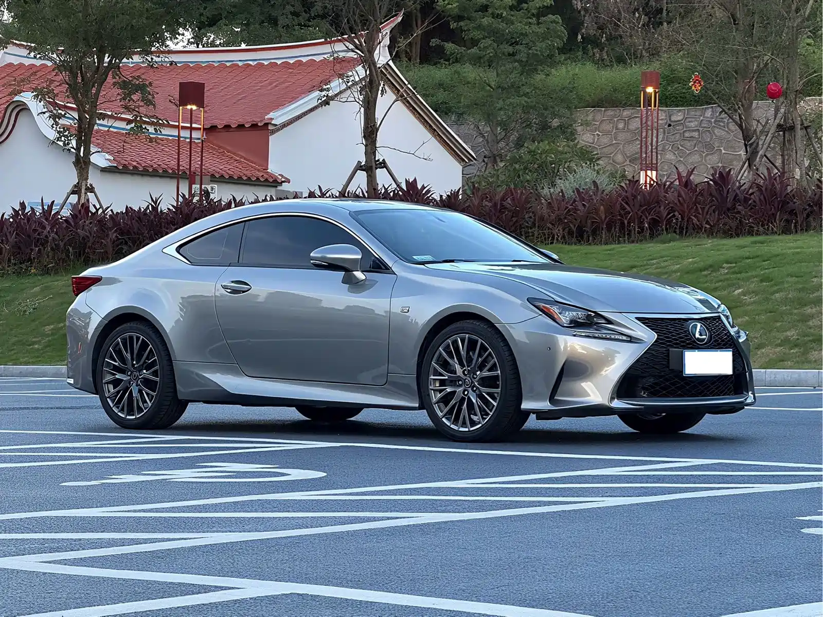 Фото 4 - Lexus RC