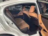 Фото 6 - Lexus ES