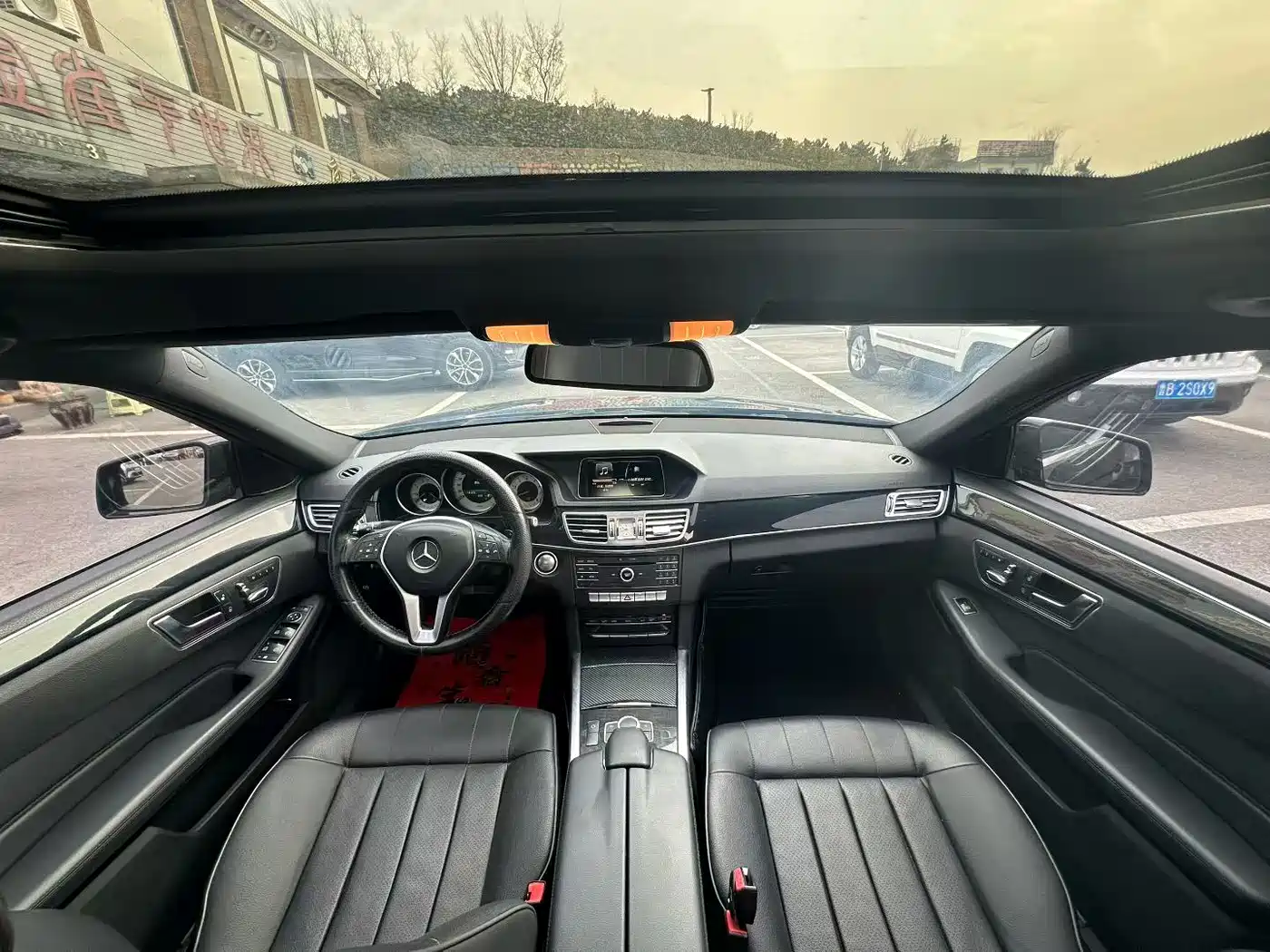 Mercedes-Benz E-Class 2015 Facelift E 200 L фото 8