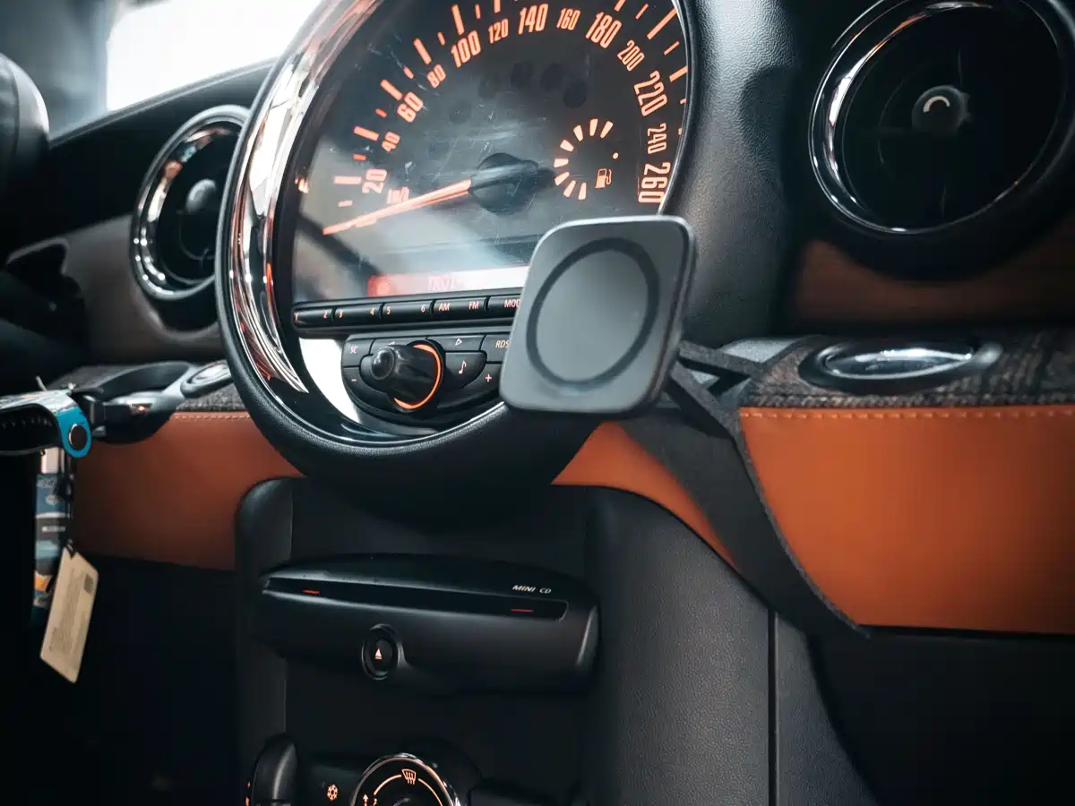 MINI MINI 2011 2011 1.6L ONE