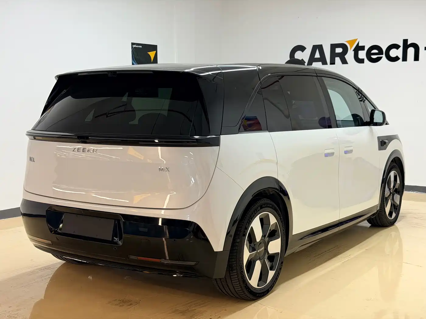 ZEEKR MIX 2025 2025 Smart Driving Edition