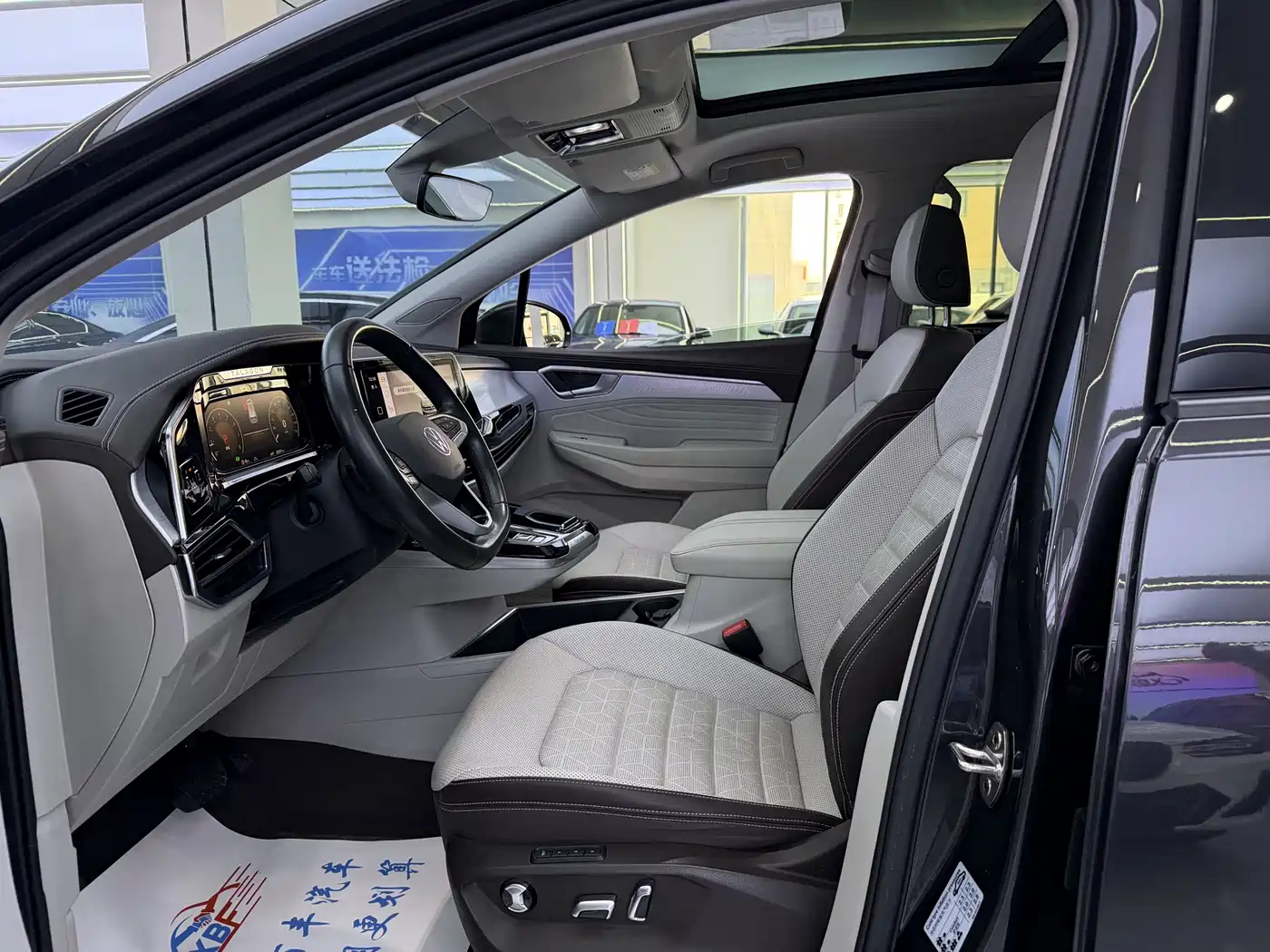 Volkswagen Talagon 2023 Facelift 380TSI 4WD Luxury Premium Pro Edition 7-Seater фото 4