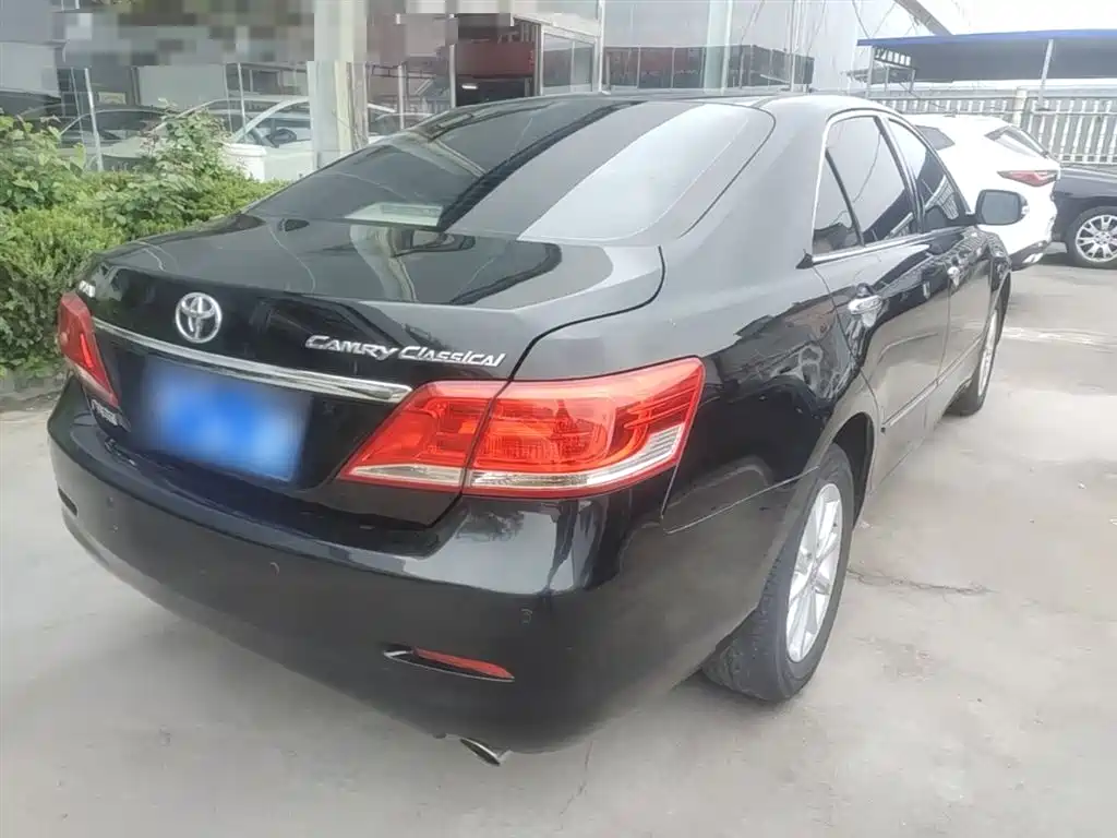 Toyota Camry 2013 200G Classic Luxury Edition фото 7