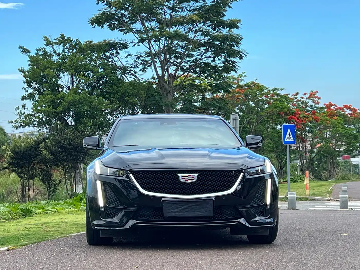 Cadillac CT5 2023 28T Prestige Style фото 2