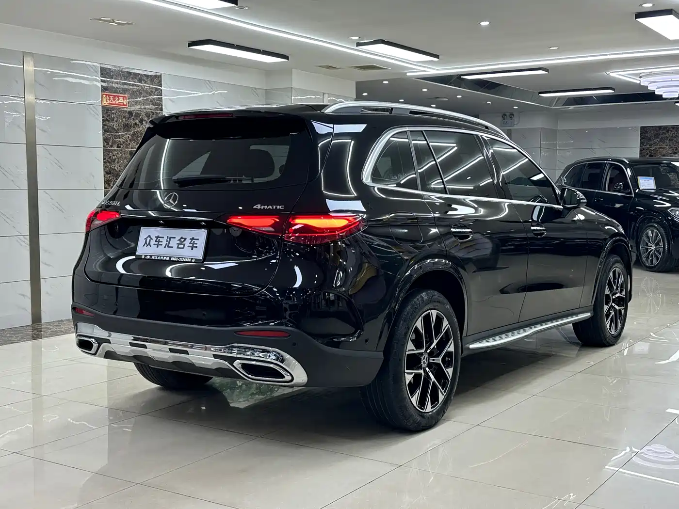 Mercedes-Benz GLC 2023 GLC 260 L 4MATIC Luxury 7-Seater фото 6
