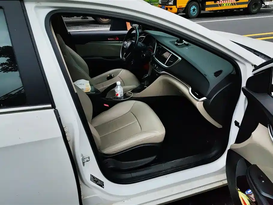 Buick Excelle GT 2019 15T DCT Connected Elite (China V) фото 8