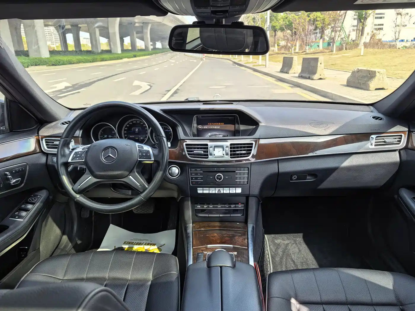 Mercedes-Benz E-Class 2015 E 200 L фото 8