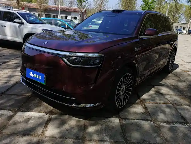 AITO ASK THE WORLD M8