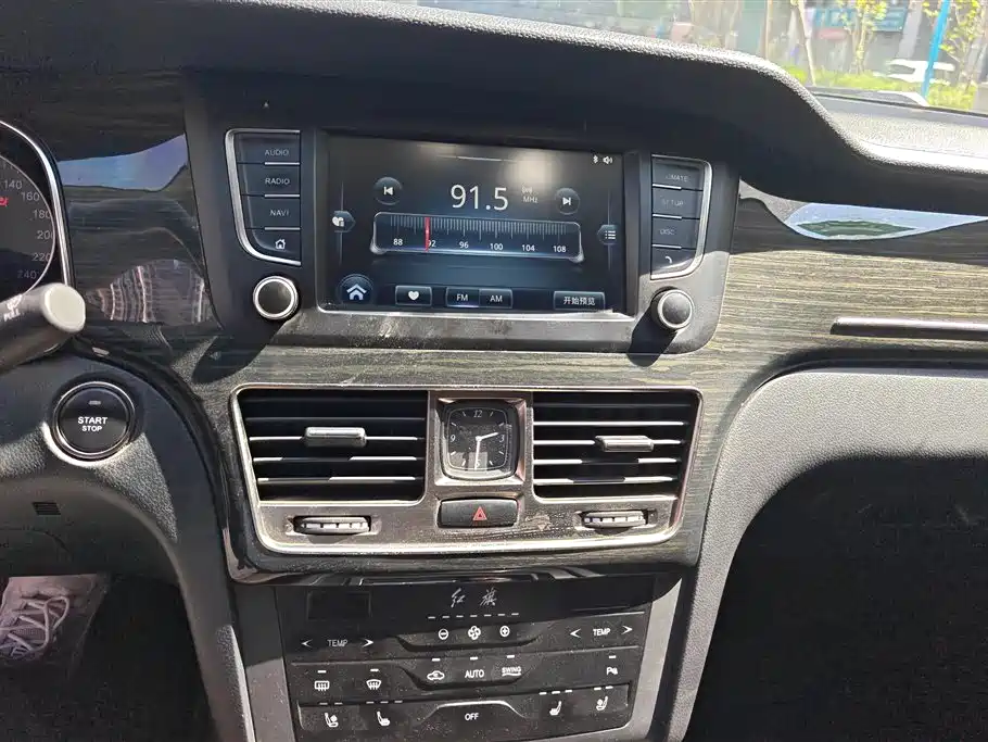 Hongqi H7 2019 2.0T Elite Edition фото 13