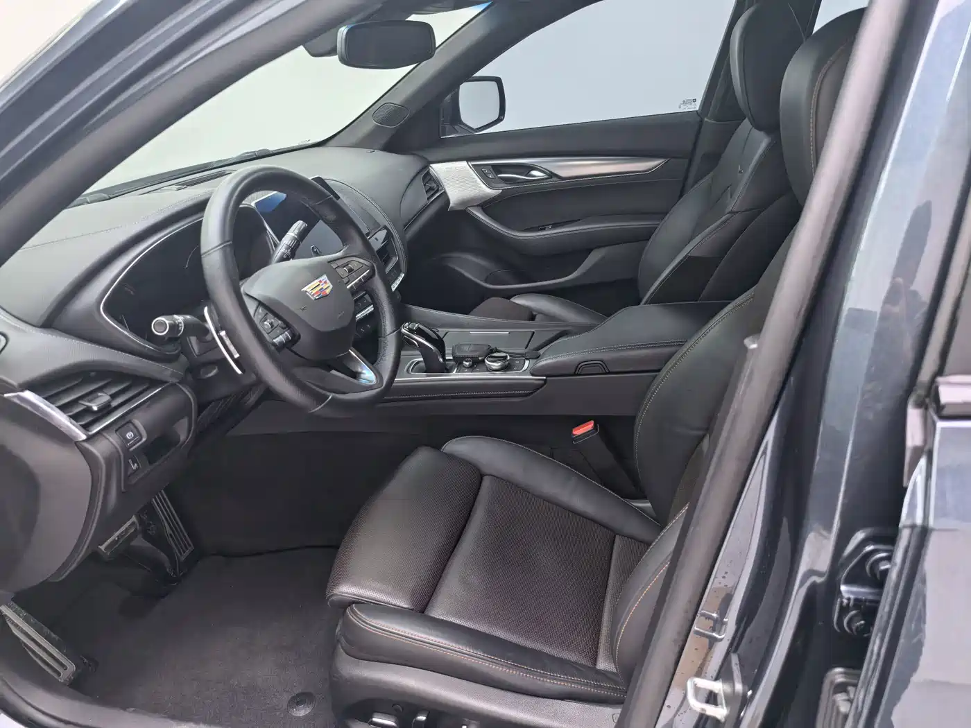 Фото 7 - Cadillac CT5