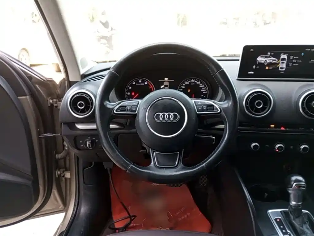 Audi A3 2016 Sportback 35 TFSI Leadership фото 11