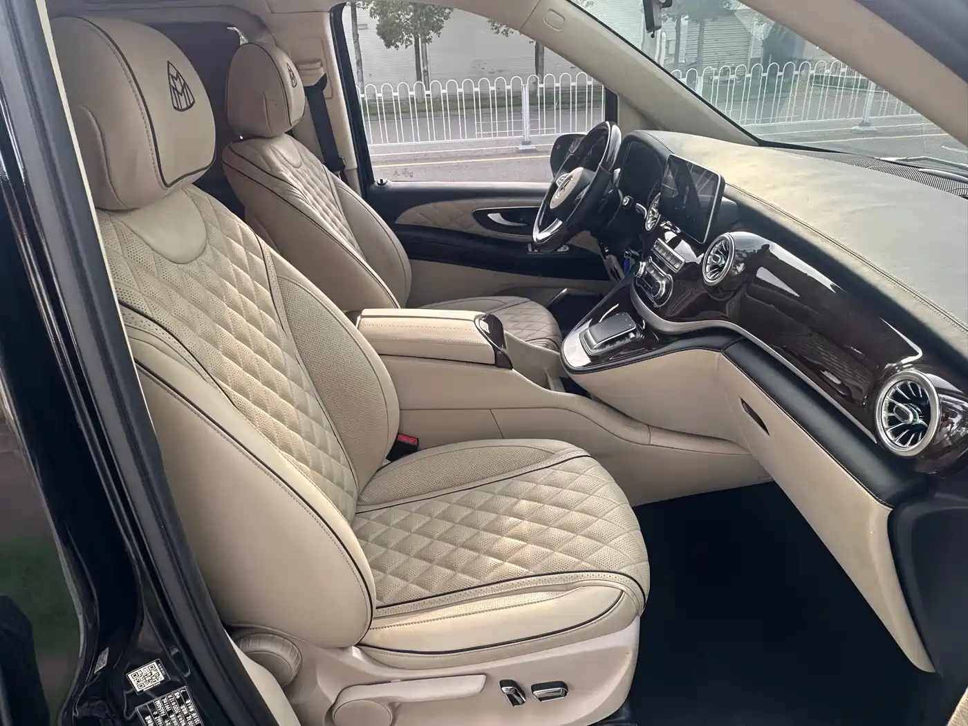 Mercedes-Benz Vito 2020 2.0T Business Edition (7-seater) фото 14