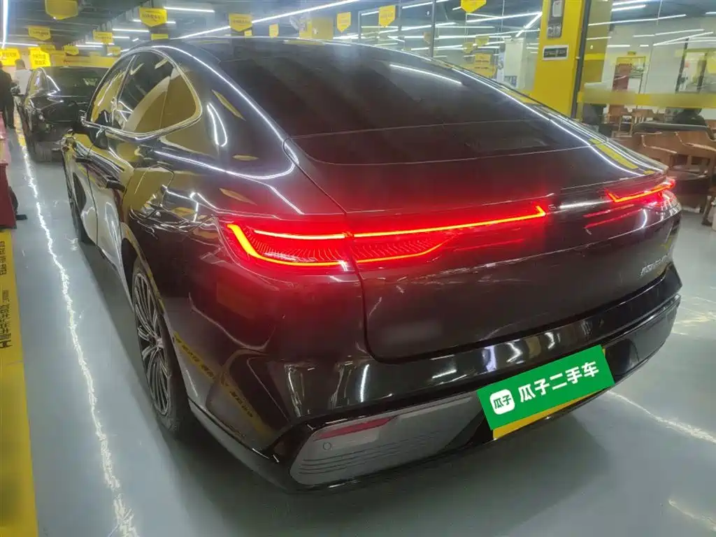 Geely Galaxy Galaxy Xingyao 8 2025 130km EM-P Starship Edition фото 23