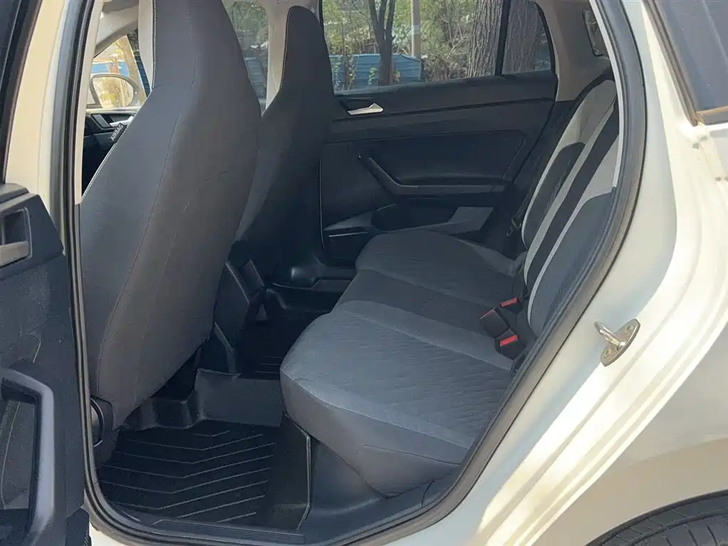 Volkswagen Lavida 2023 Xinrui 1.5L Auto Xinyi Edition фото 16