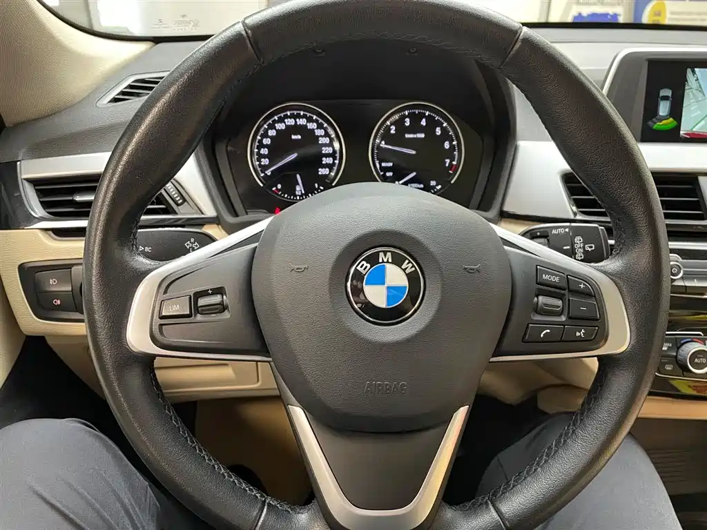 BMW X1 2019 sDrive18Li Fashion Model фото 10